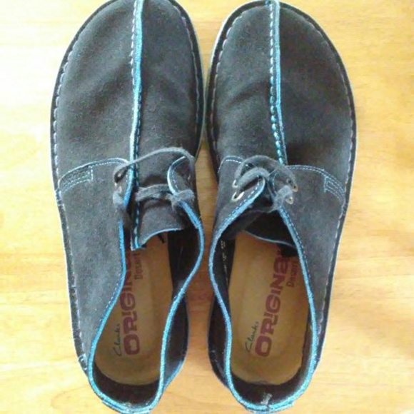 dark blue clarks